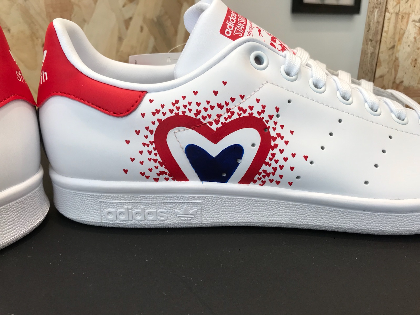 stan smith avec coeur