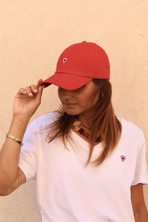 Red cap